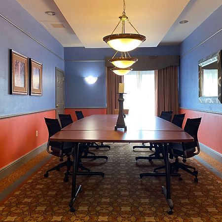 La Quinta By Wyndham Islip - Macarthur Airport Bohemia Exterior photo