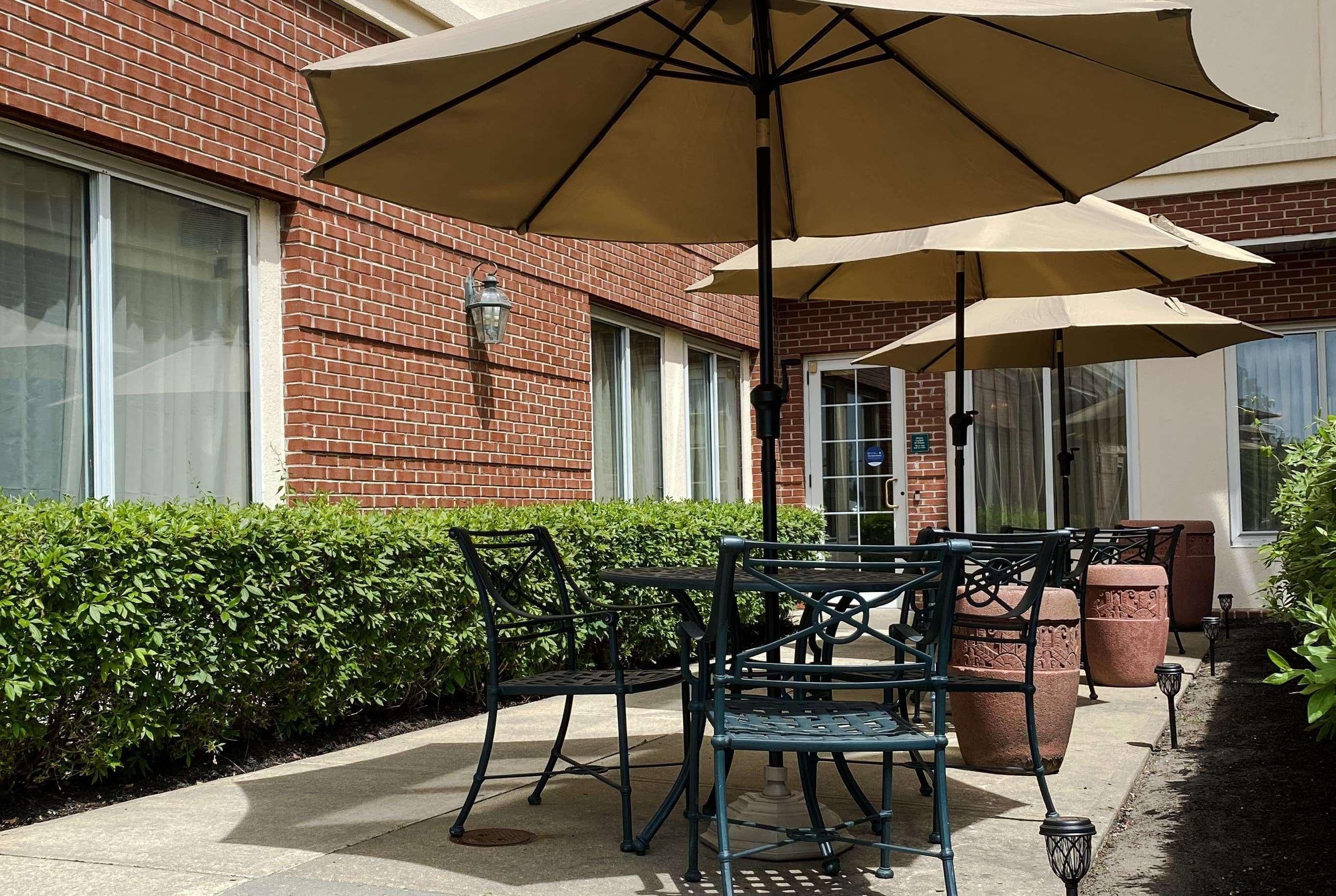 La Quinta By Wyndham Islip - Macarthur Airport Bohemia Exterior photo